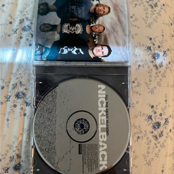 Nickleback cd - Picture 5 of 5